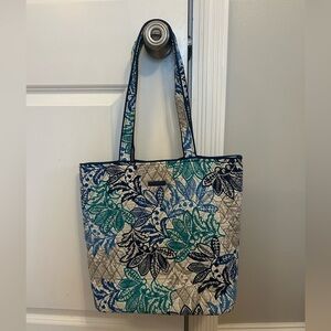 Vera Bradley Signature Hadley East Tote Bag in Santiago